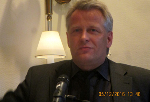 <b>Sören Mohr</b>, Geschäftsführer von New Communications – eine der führenden ... - soeren-mohr